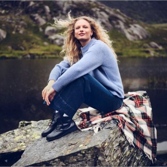 JCrew High-Rise Button-Fly Denim Trouser Jean CF627 Henry Louie Wash Size 27 NWT - Picture 2 of 7